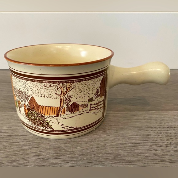 Vintage 1980s Watkins Almanac French onion soup bowl - Picture 2 of 2